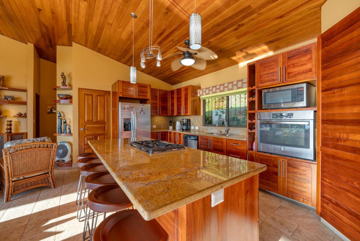 ESCALERAS, DOMINICAL 3 BEDROOM OCEAN VIEW HOME