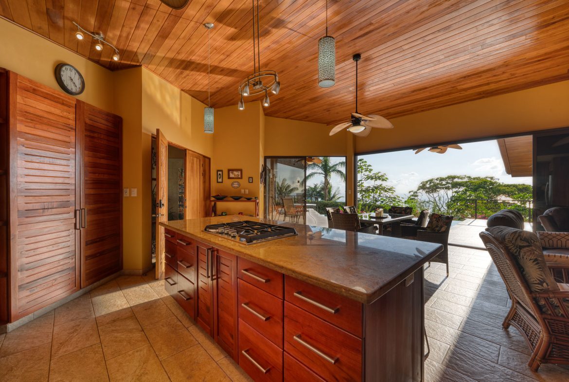 ESCALERAS, DOMINICAL 3 BEDROOM OCEAN VIEW HOME