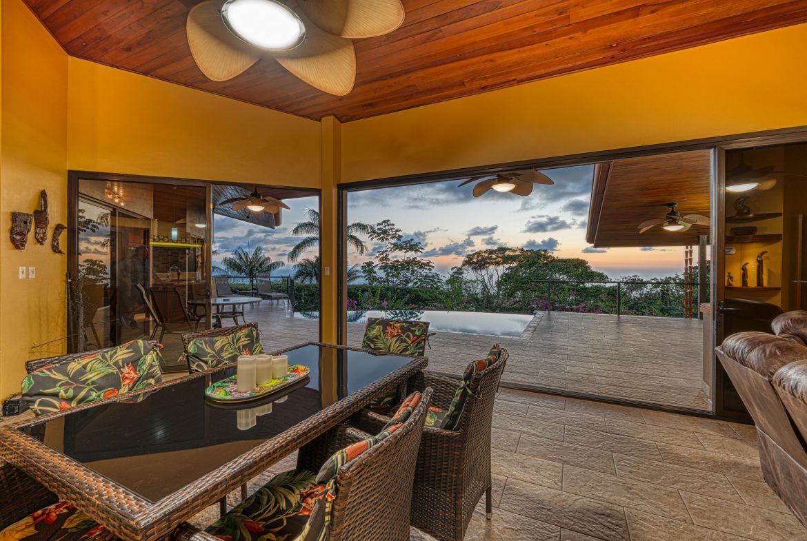 ESCALERAS, DOMINICAL 3 BEDROOM OCEAN VIEW HOME