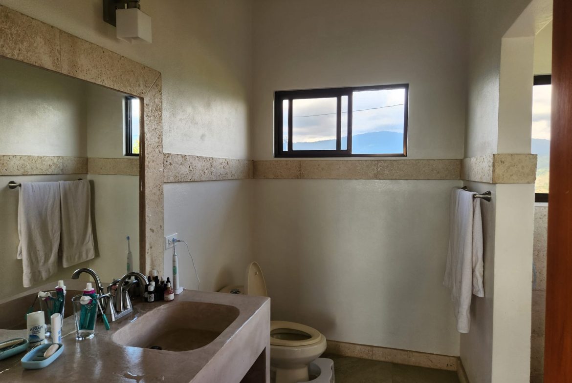 OCEAN VIEW 3 BEDROOM HOME IN PLATANILLO – 1.97 ACRES