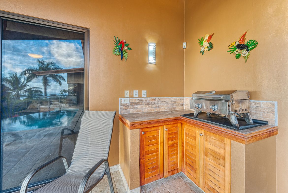 ESCALERAS, DOMINICAL 3 BEDROOM OCEAN VIEW HOME