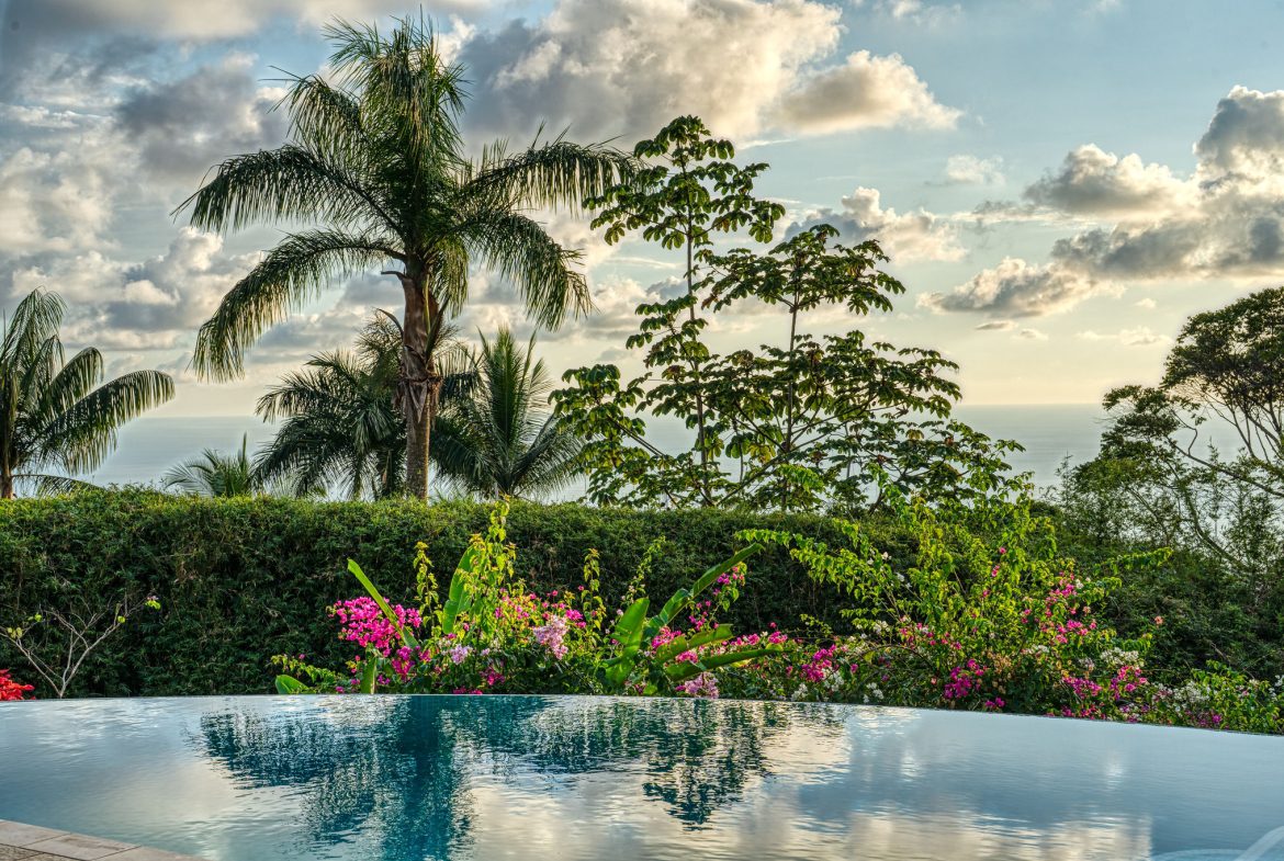 ESCALERAS, DOMINICAL 3 BEDROOM OCEAN VIEW HOME
