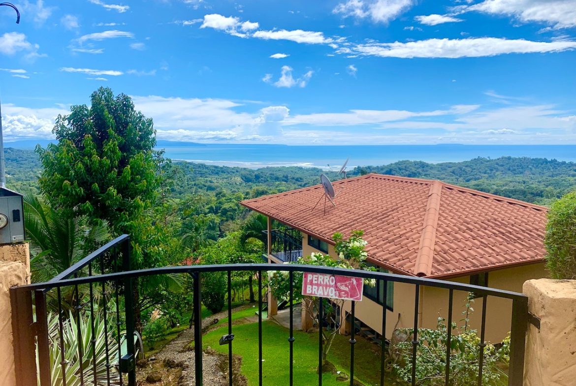 2 BEDROOM HOUSE WITH AMAZING OCEAN VIEWS – 1.02 ACRES, Uvita, Costa Rica — photo 4