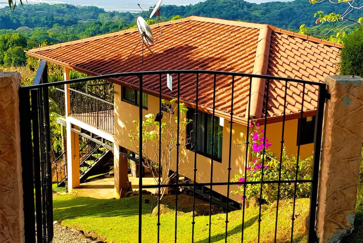 2 BEDROOM HOUSE WITH AMAZING OCEAN VIEWS – 1.02 ACRES, Uvita, Costa Rica — photo 5