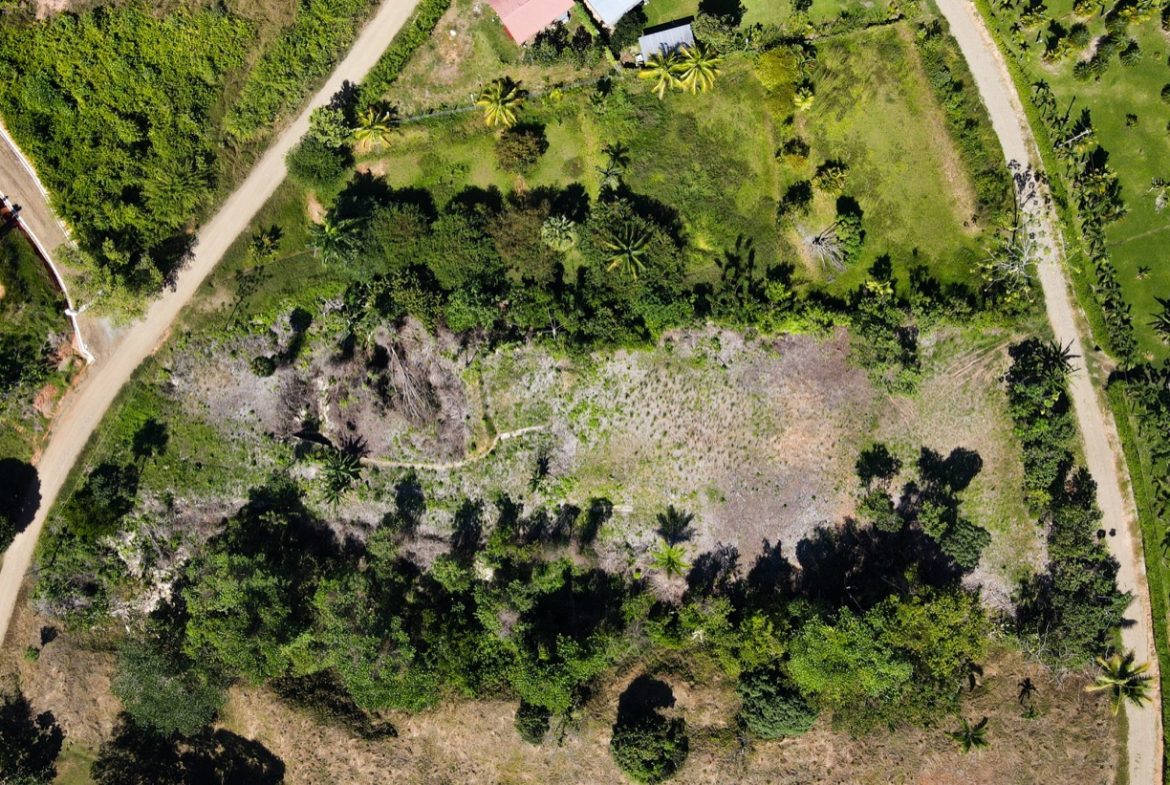 EXCEPTIONAL BUILDING OPPORTUNITY WITH BREATHTAKING VIEWS IN TRES RIOS, COSTA AZUL – 1.6 ACRES