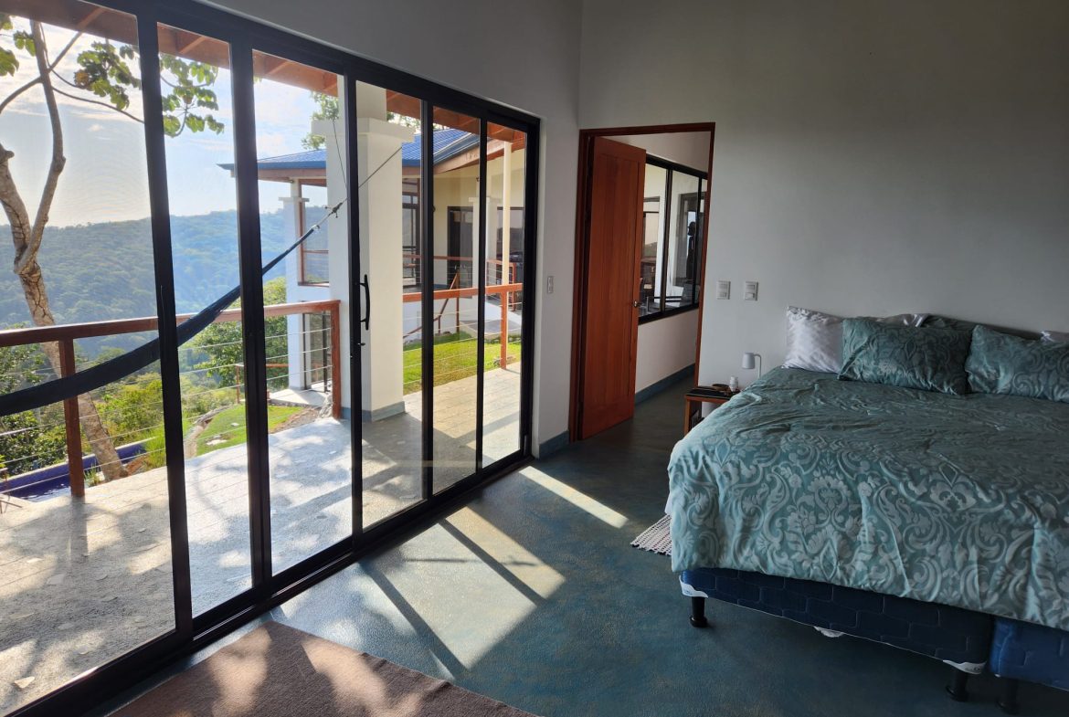 OCEAN VIEW 3 BEDROOM HOME IN PLATANILLO – 1.97 ACRES