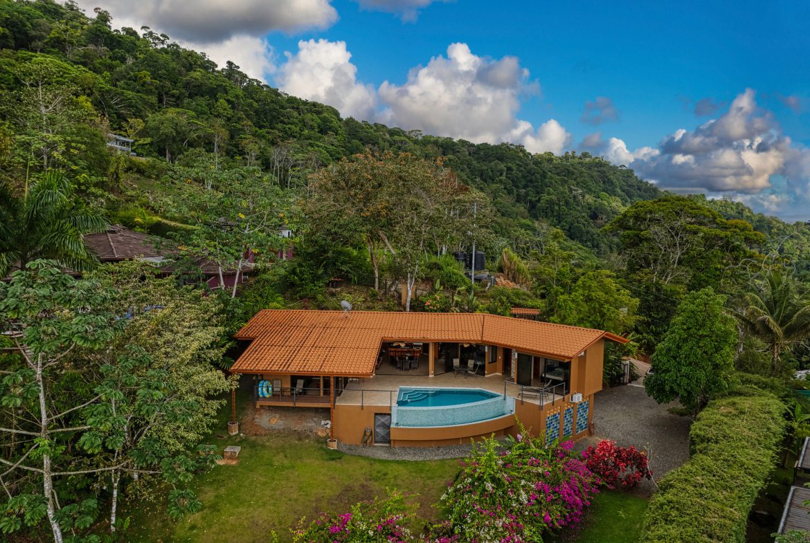 Ocean View 3 Bedroom and 2.5 Bath Home in Sought After Escaleras, Dominical, Uvita, Costa Rica — photo 5