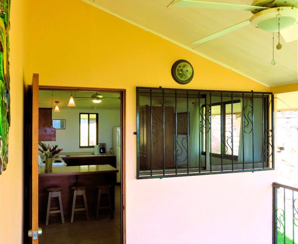2 BEDROOM HOUSE WITH AMAZING OCEAN VIEWS – 1.02 ACRES