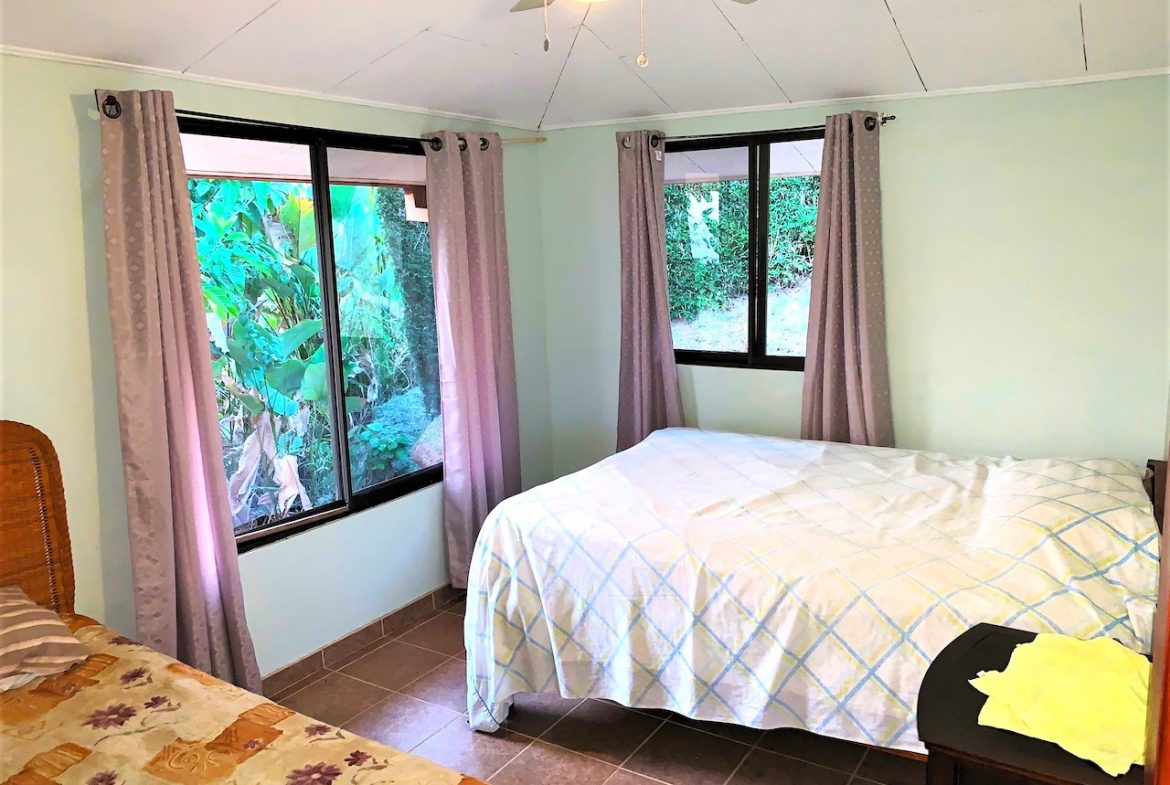 2 BEDROOM HOUSE WITH AMAZING OCEAN VIEWS – 1.02 ACRES