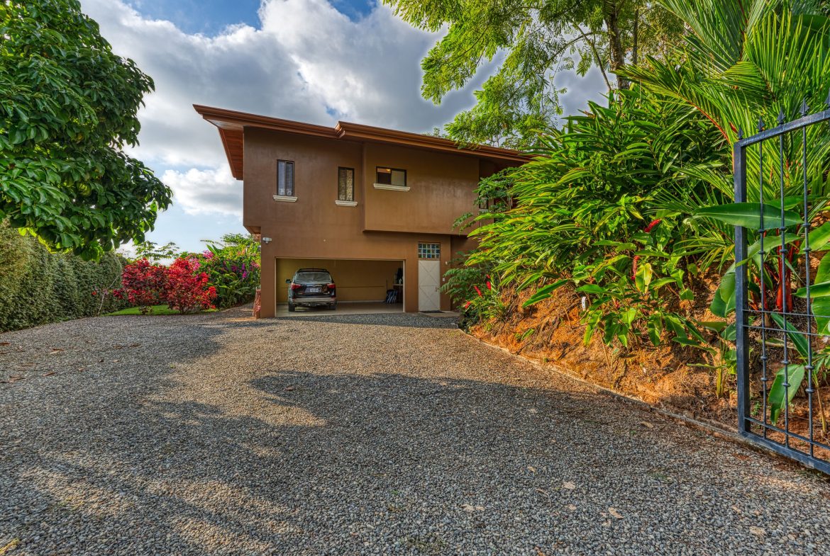 Ocean View 3 Bedroom and 2.5 Bath Home in Sought After Escaleras, Dominical, Uvita, Costa Rica — photo 7
