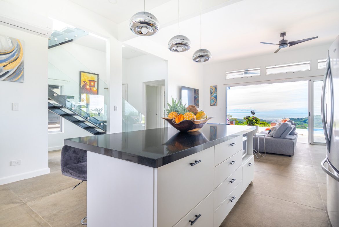 LUXURY OCEAN VIEW HOME WITH LOTS OF FRUIT TREES – 3 ACRES