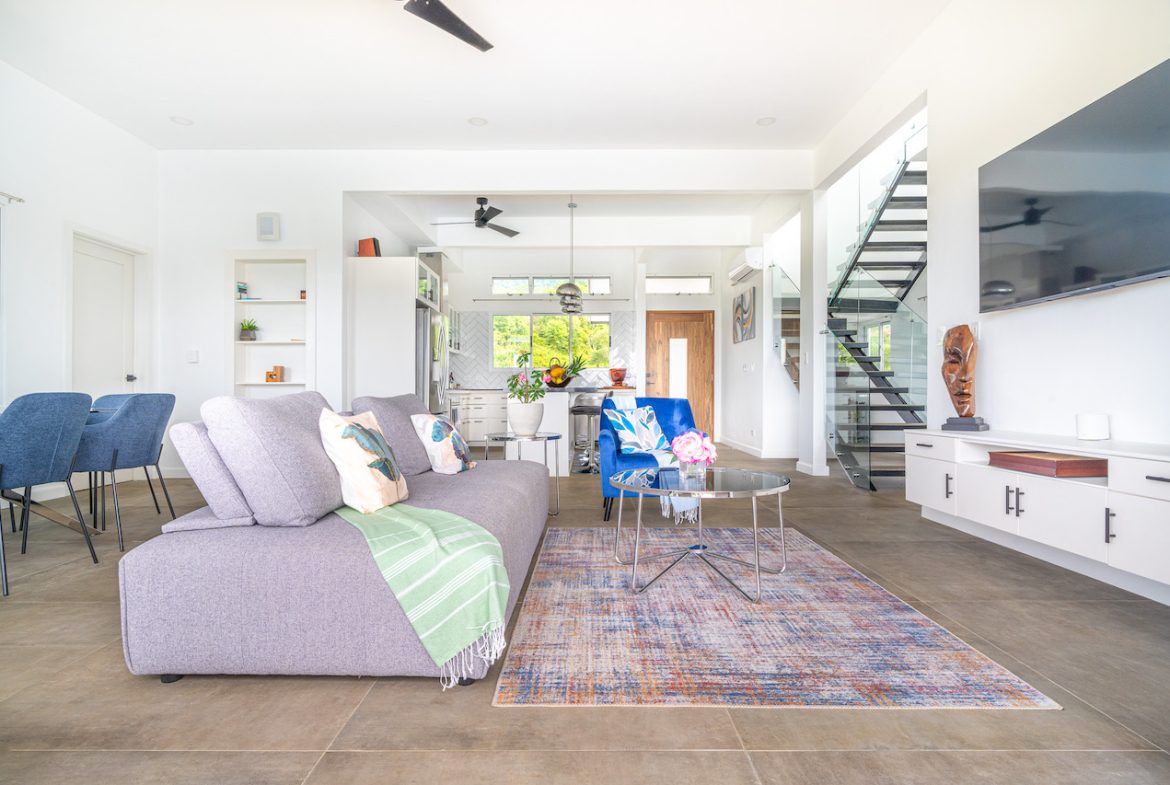LUXURY OCEAN VIEW HOME WITH LOTS OF FRUIT TREES – 3 ACRES