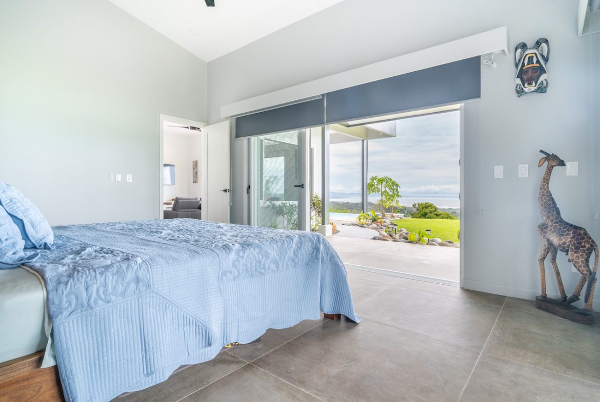 LUXURY OCEAN VIEW HOME WITH LOTS OF FRUIT TREES – 3 ACRES