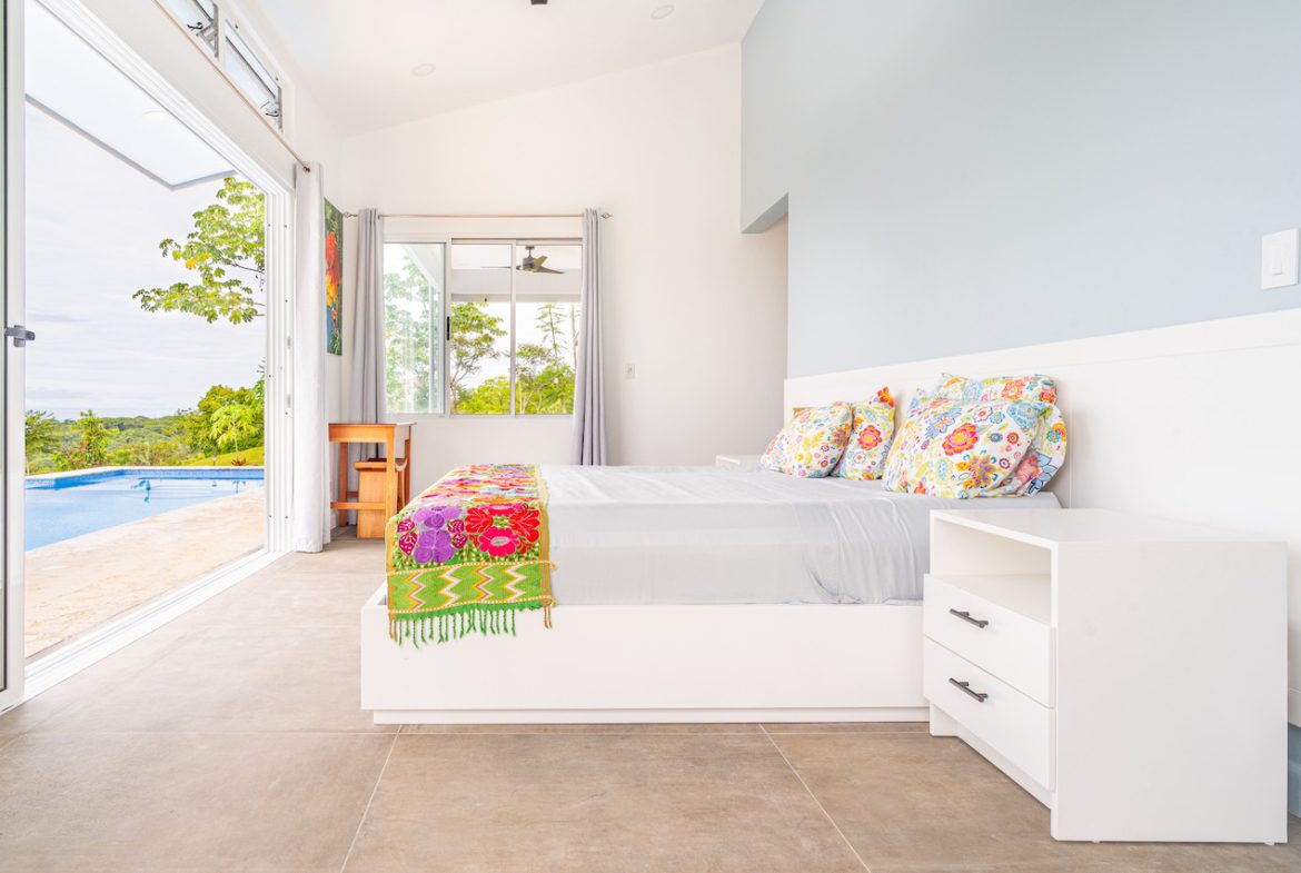 LUXURY OCEAN VIEW HOME WITH LOTS OF FRUIT TREES – 3 ACRES
