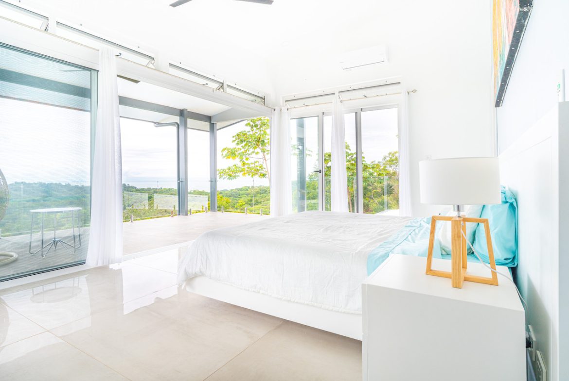 LUXURY OCEAN VIEW HOME WITH LOTS OF FRUIT TREES – 3 ACRES