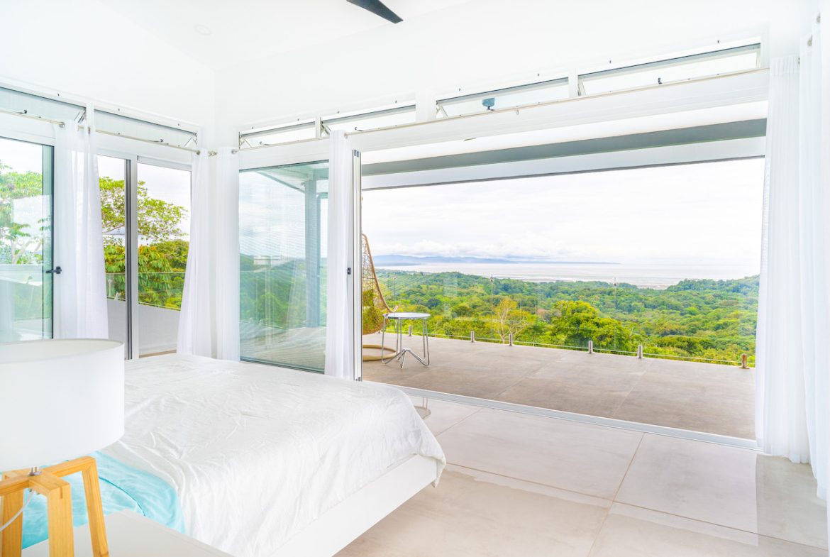 LUXURY OCEAN VIEW HOME WITH LOTS OF FRUIT TREES – 3 ACRES