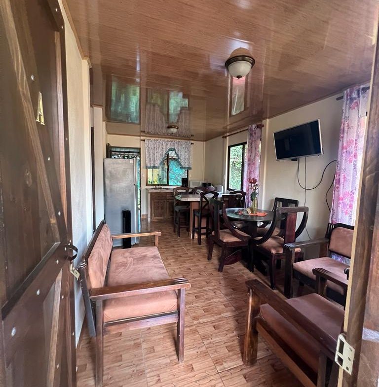 APARTAMENTS WALKING DISTANCE FROM EVERYTHING IN UVITA – 0.12 ACRES