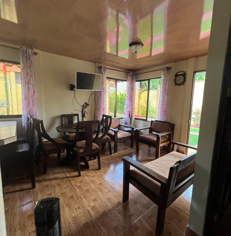 APARTAMENTS WALKING DISTANCE FROM EVERYTHING IN UVITA – 0.12 ACRES