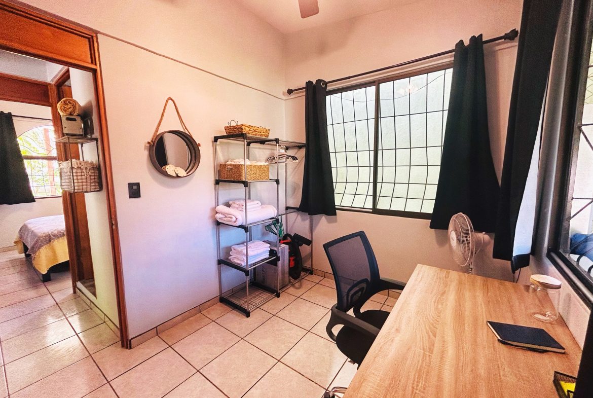NEWLY RENOVATED 2 BED-HOME WITH PRIME LOCATION – 0.08 ACRES