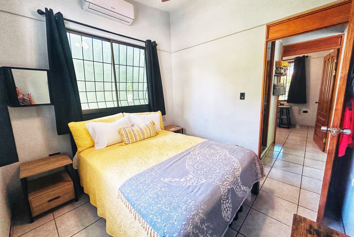 NEWLY RENOVATED 2 BED-HOME WITH PRIME LOCATION – 0.08 ACRES