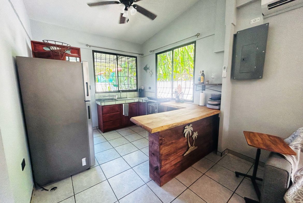 NEWLY RENOVATED 2 BED-HOME WITH PRIME LOCATION – 0.08 ACRES