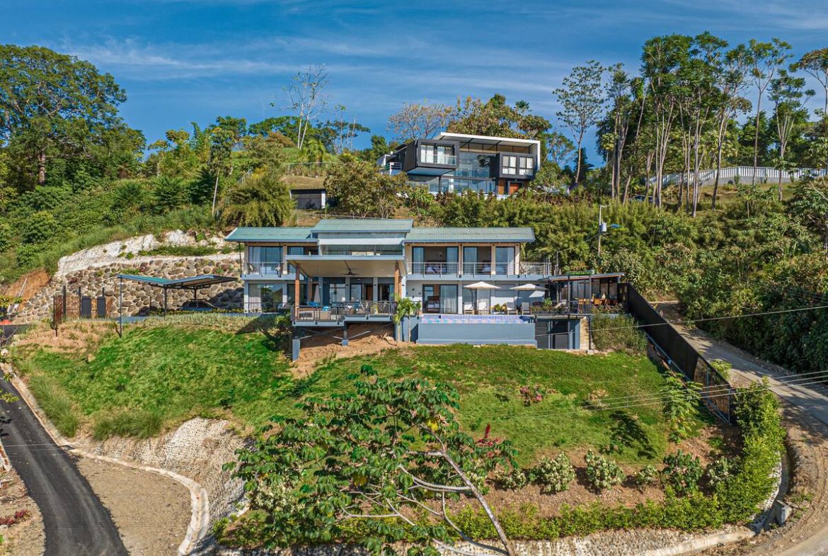 AMAZING OCEAN VIEW HOME WITH 5 BEDROOMS MINUTES TO UVITA – 0.79 ACRES, Uvita, Costa Rica — photo 4