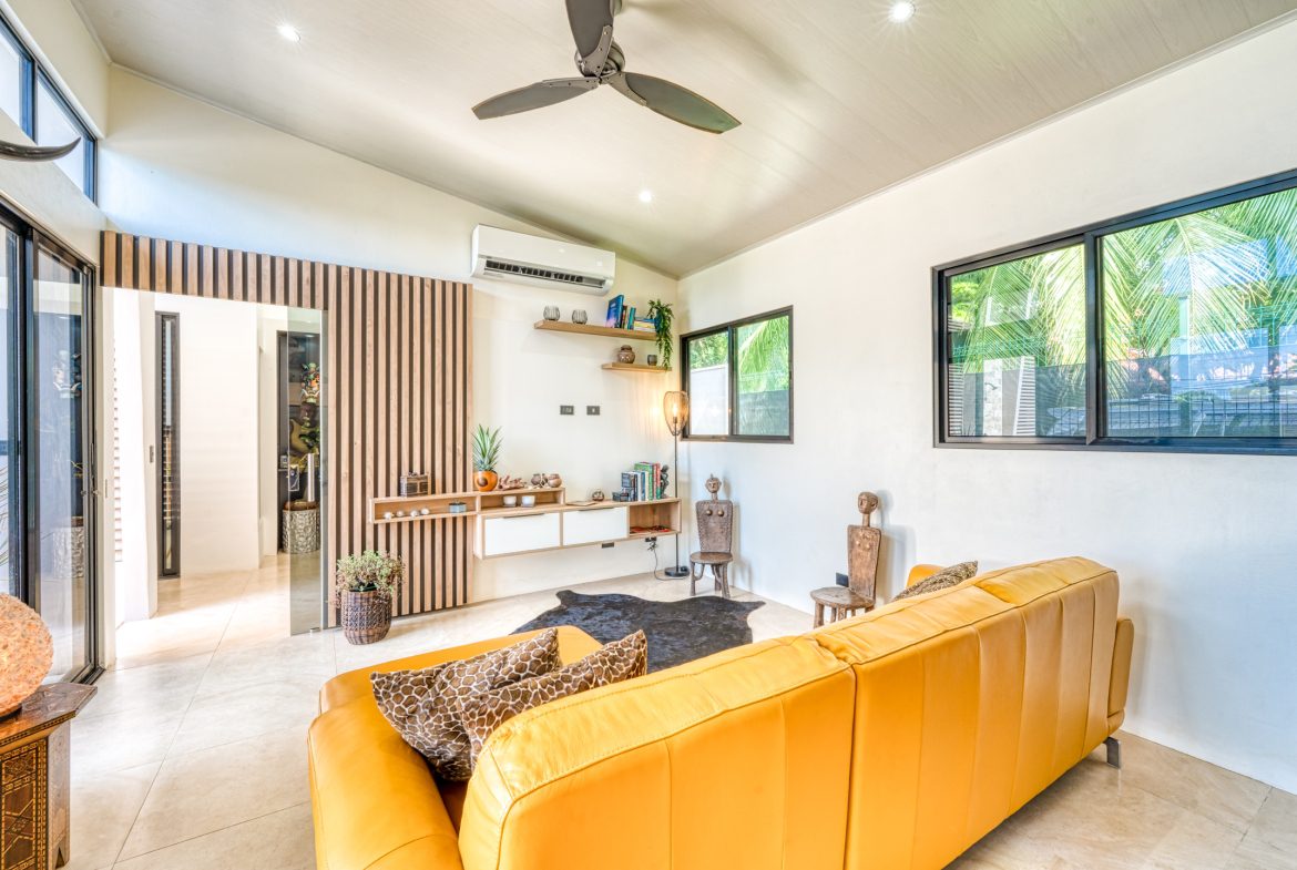 3 BEDROOM BEACH HOME IN THRIVING UVITA COMMUNITY – 0.14 ACRES