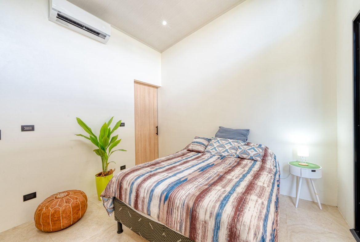3 BEDROOM BEACH HOME IN THRIVING UVITA COMMUNITY – 0.14 ACRES