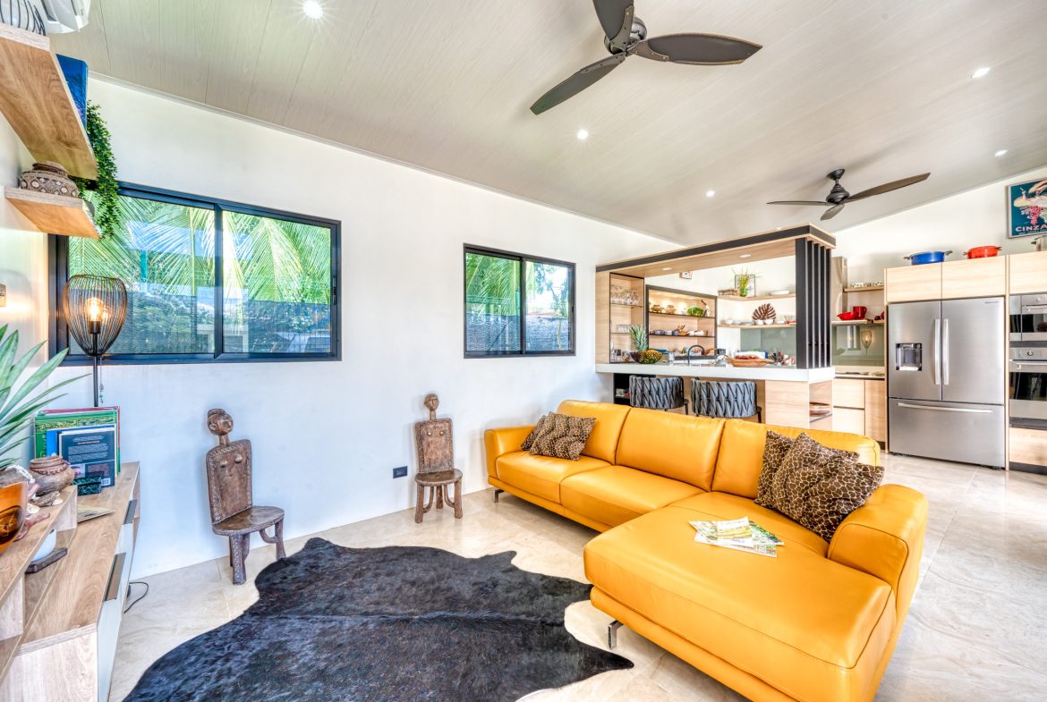 3 BEDROOM BEACH HOME IN THRIVING UVITA COMMUNITY – 0.14 ACRES, Uvita, Costa Rica — photo 7