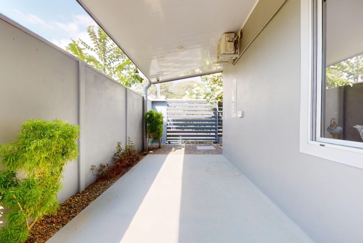 AMAZING 3-BEDROOM HOME IN UVITA – 0.12 ACRES