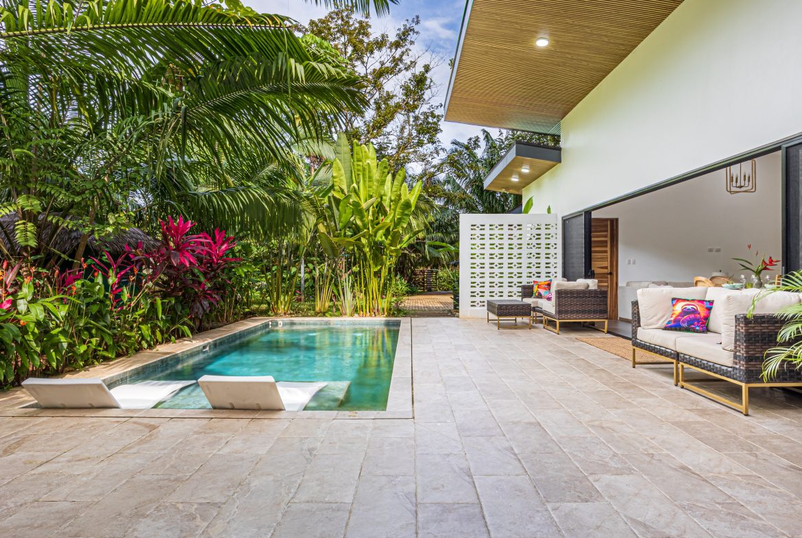 CASA PALMA VERDE – 3 Bedroom & 3 Bathroom Home with Bathtub and Big Pool – 0,24 ACRES, Uvita, Costa Rica — photo 5