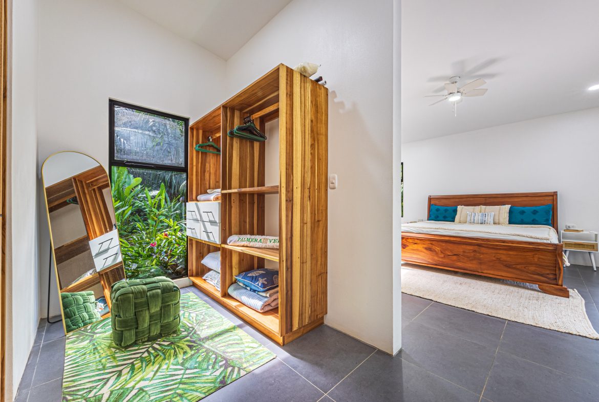 CASA PALMA VERDE – 3 Bedroom & 3 Bathroom Home with Bathtub and Big Pool – 0,71 ACRES