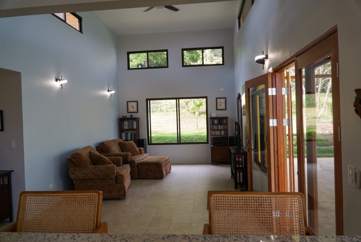 NEWLY BUILT 2 BEDROOM HOME WITH AMAZING MOUNTAIN VIEW, CREEK, RIVER AND FRUIT TREES – 6 ACRES, Uvita, Costa Rica — photo 5