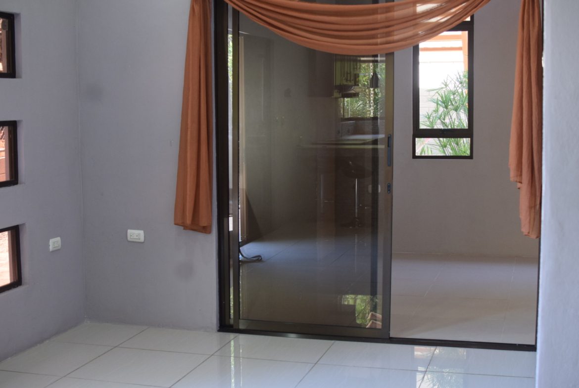 2-BEDROOM HOUSE IN RIVAS, COSTA RICA – 0.09 ACRES, Uvita, Costa Rica — photo 8