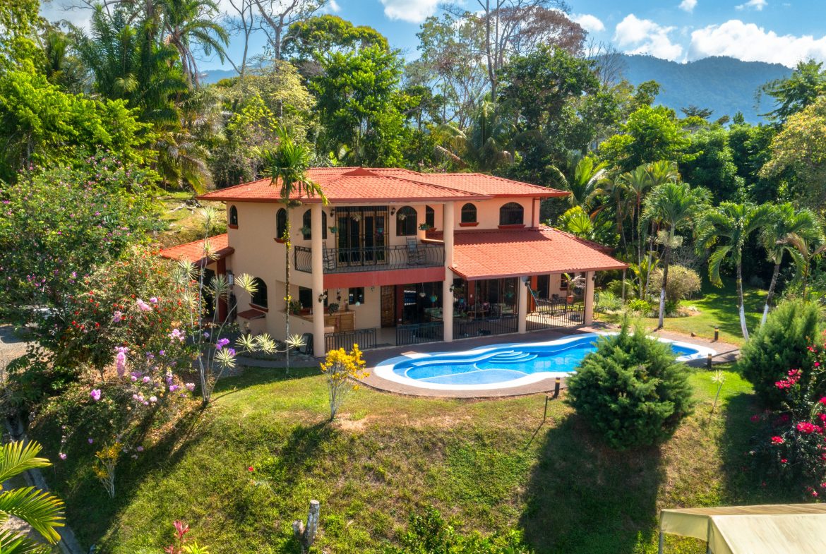 MOUNTAIN AND OCEAN VIEW 2-STORY HOME – 4.9 ACRES, Uvita, Costa Rica — photo 1