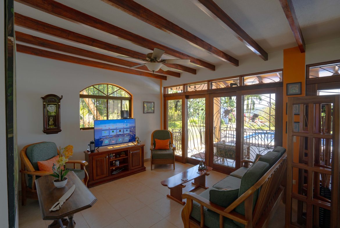 MOUNTAIN AND OCEAN VIEW 2-STORY HOME – 4.9 ACRES, Uvita, Costa Rica — photo 8