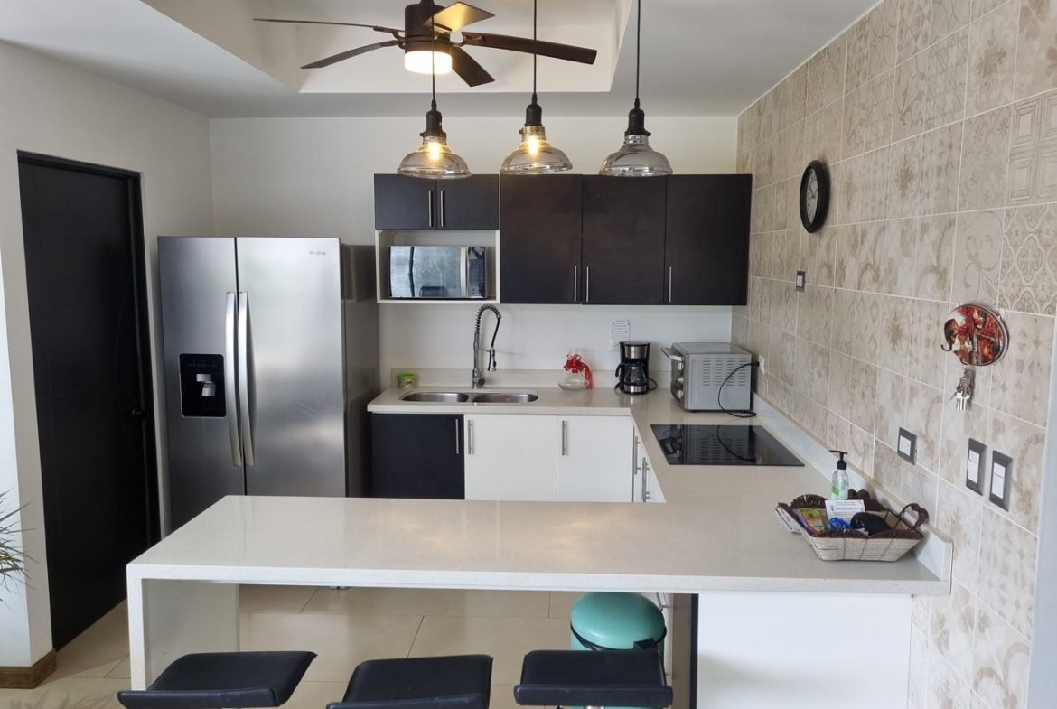 WALKING DISTANCE TO THE BEACH 3-BEDROOM TURN KEY HOUSE IN UVITA, Uvita, Costa Rica — photo 7