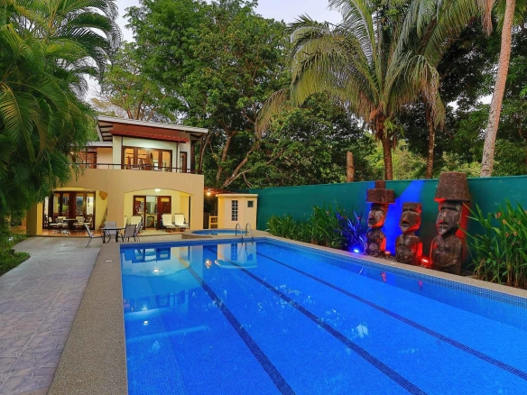 Beachfront Luxury Property Manuel Antonio, Manuel Antonio, Costa Rica — photo 3