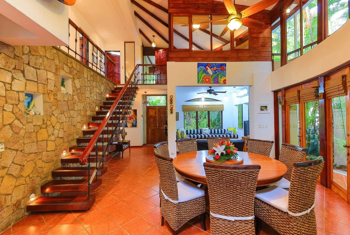 Beachfront Luxury Property Manuel Antonio, Uvita, Costa Rica — photo 7