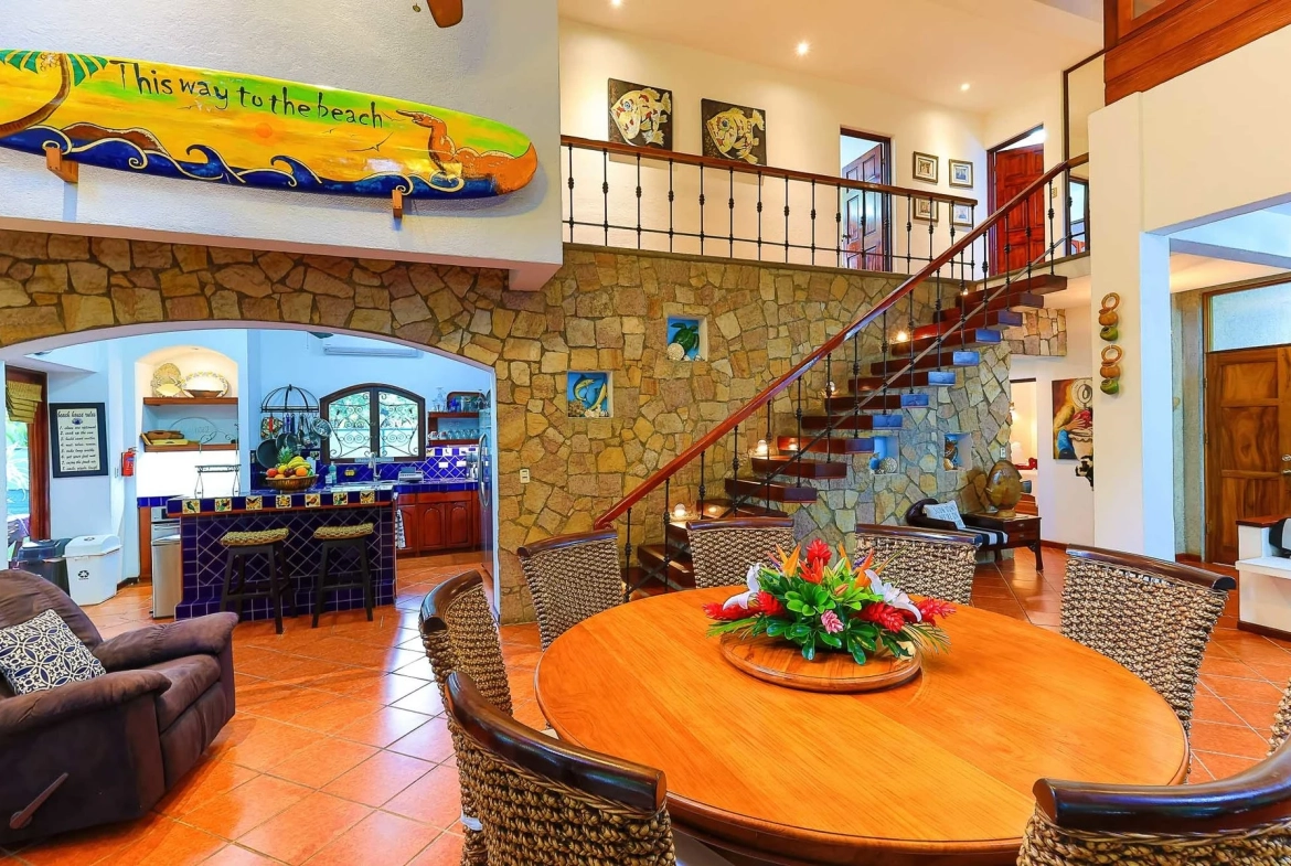 Beachfront Luxury Property Manuel Antonio, Uvita, Costa Rica — photo 8