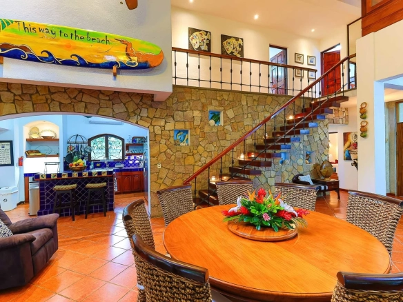 Beachfront Luxury Property Manuel Antonio, Manuel Antonio, Costa Rica — photo 8