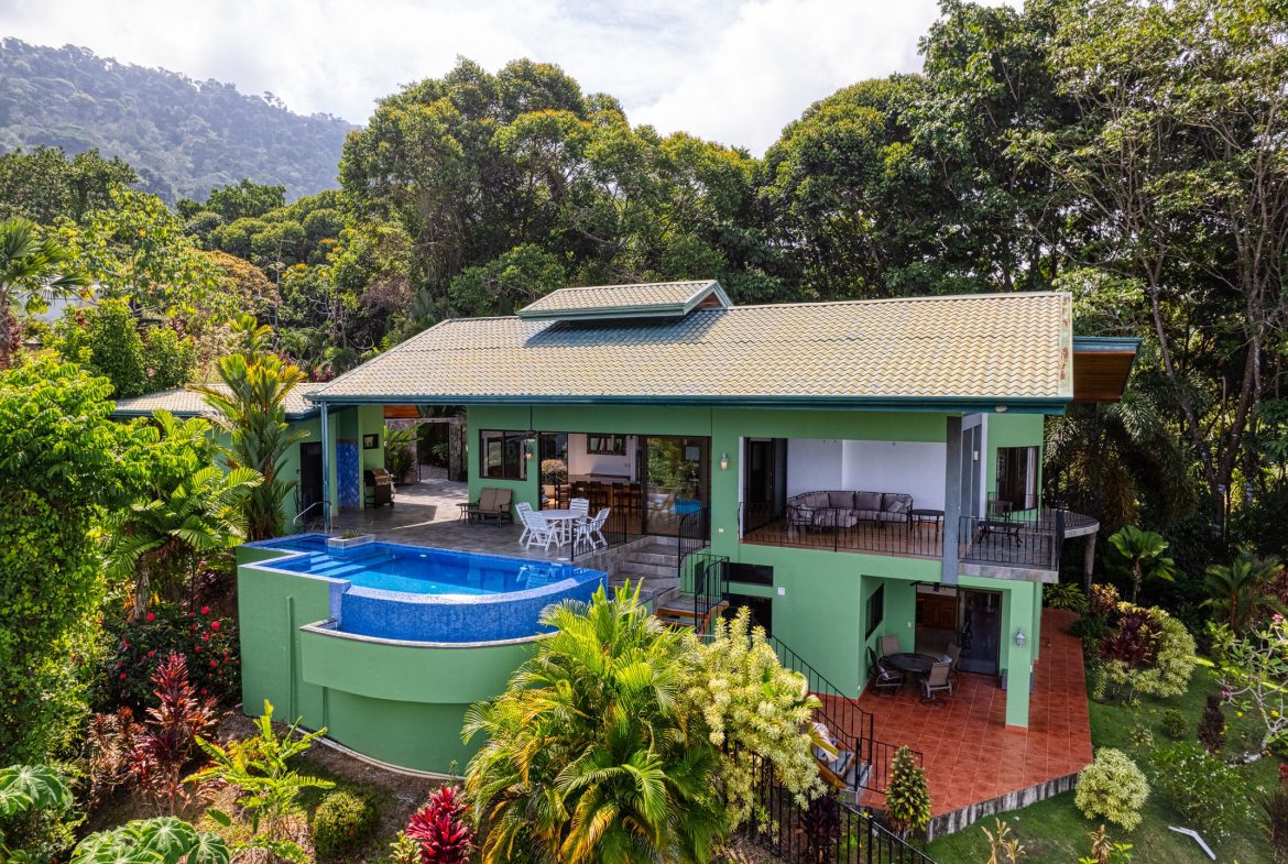 Best Views in Dominical – Home with Apartment and Infinity Pool – 1.47 Acres