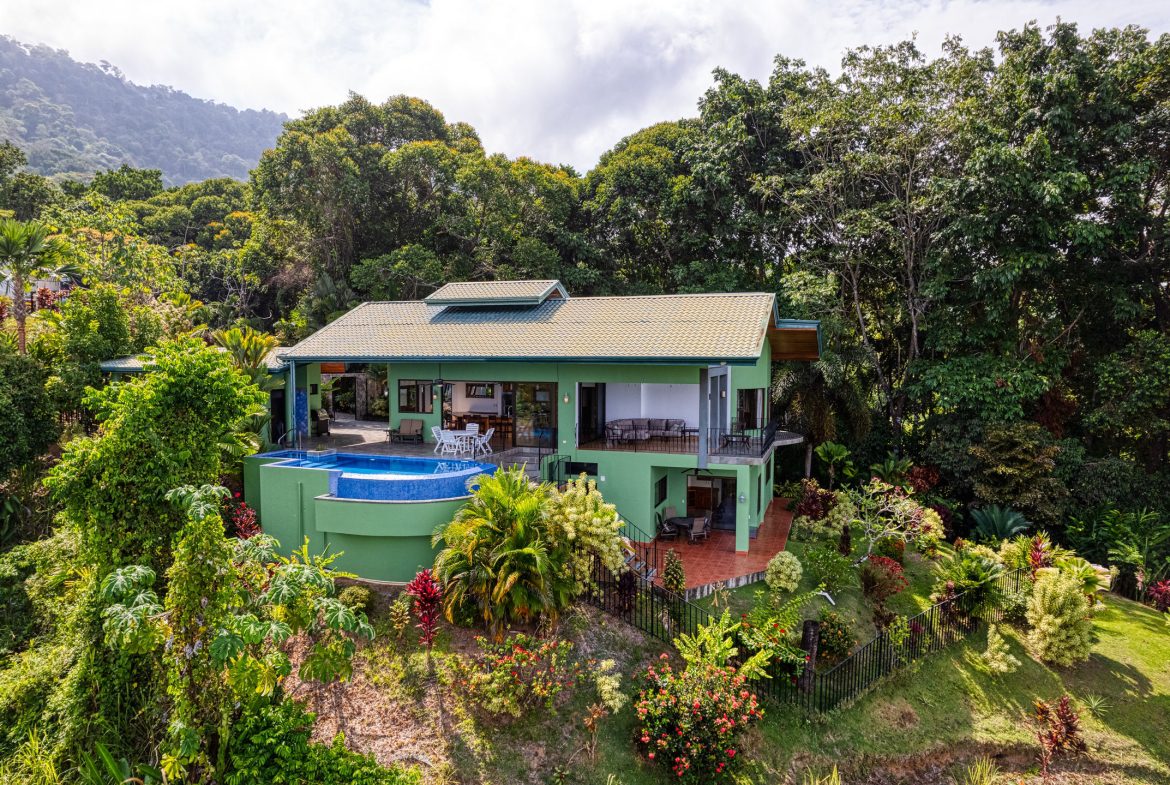 Best Views in Dominical – Home with Apartment and Infinity Pool – 1.47 Acres