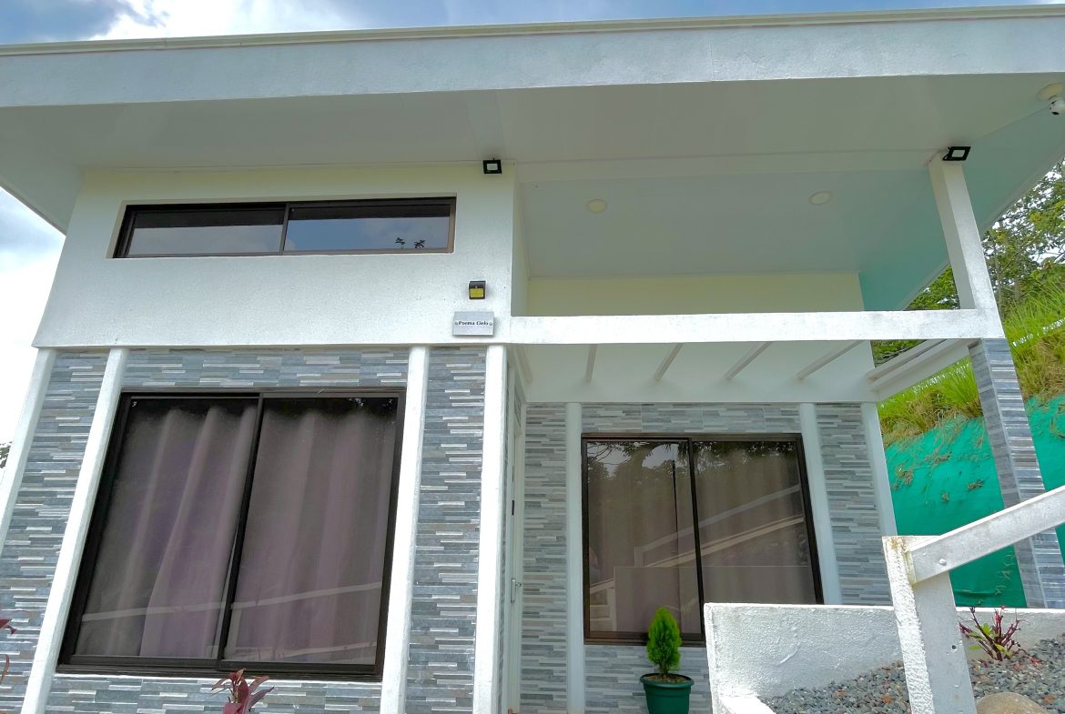 MOVE-IN READY 3-BEDROOM HOME WITH AMPLE LOT IN THE COUNTRYSIDE – 0.13 ACRES, Uvita, Costa Rica — photo 2