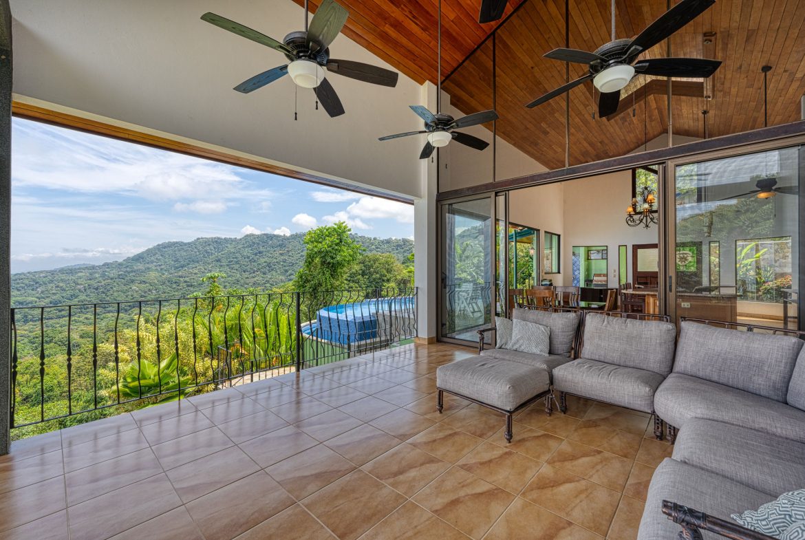 Best Views in Dominical – Home with Apartment and Infinity Pool – 1.47 Acres