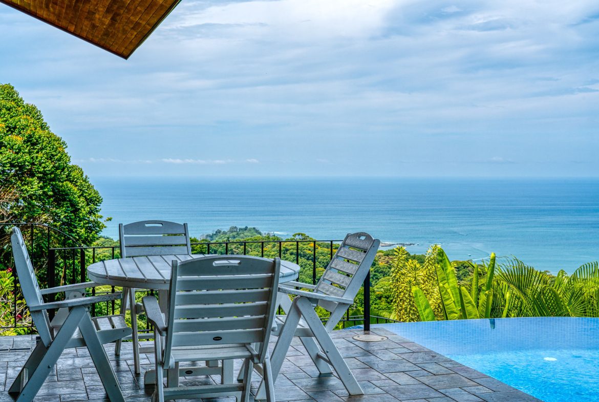 Best Views in Dominical – Home with Apartment and Infinity Pool – 1.47 Acres