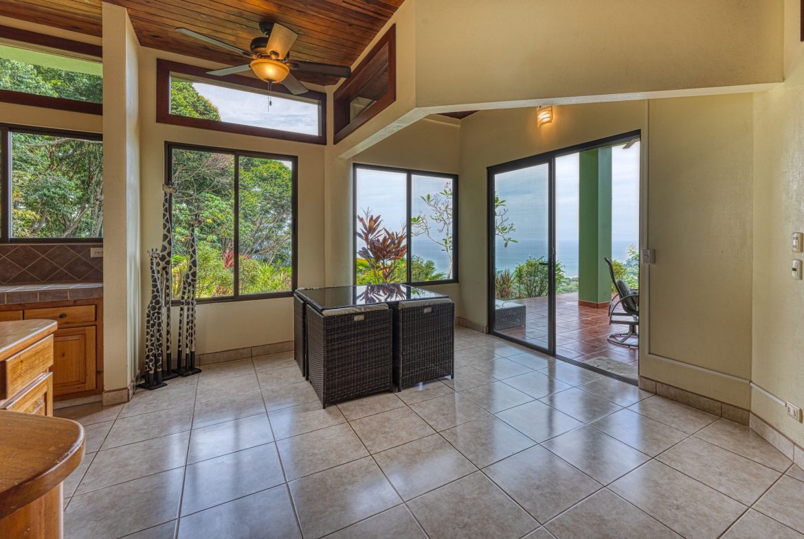 Best Views in Dominical – Home with Apartment and Infinity Pool – 1.47 Acres