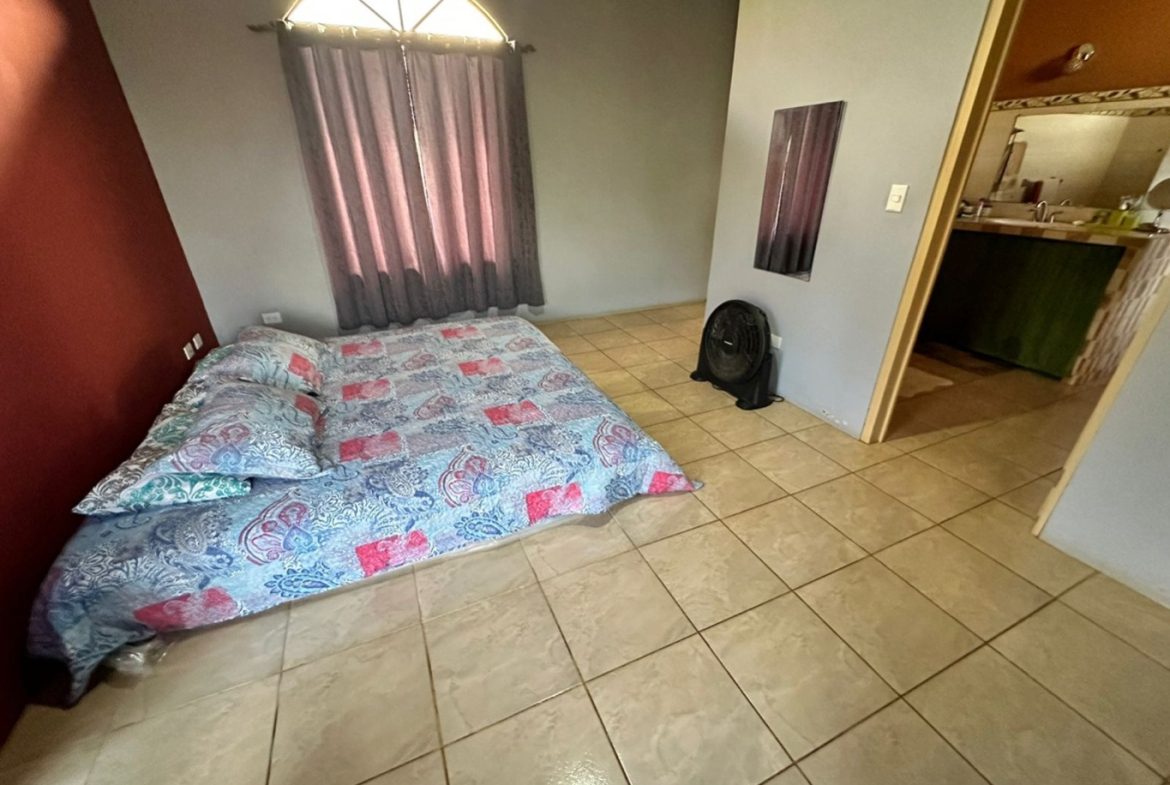 3 BEDROOM HOME IN A COOL CLIMATE WITH RIVER FRONTAGE – 1 ACRE