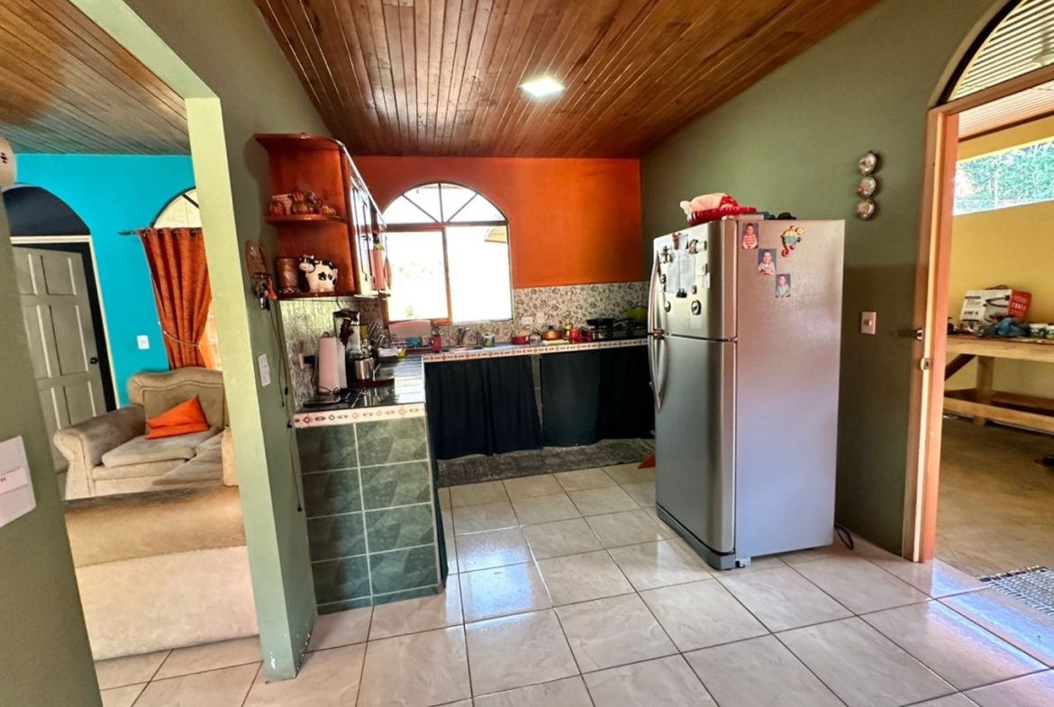 3 BEDROOM HOME IN A COOL CLIMATE WITH RIVER FRONTAGE – 1 ACRE, Uvita, Costa Rica — photo 4