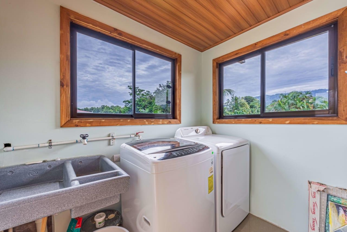 LONG TERM RENTAL HOME IN UVITA 2 BEDROOMS Dominical Property Costa Rica
